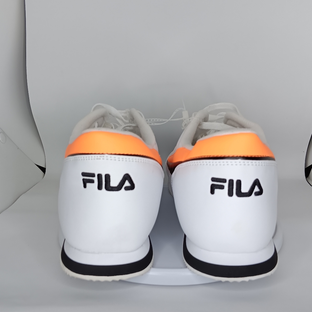 Fila - Picture 3 of 5